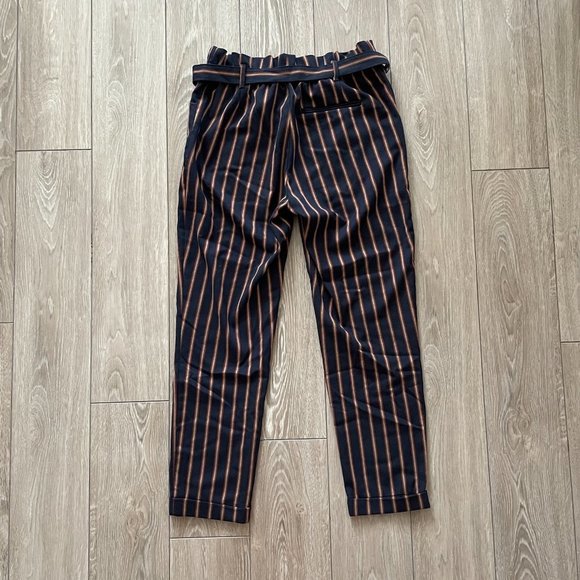 Zara | High Waisted Pinstripe Paper Bag Pants - Size S - Picture 4 of 12